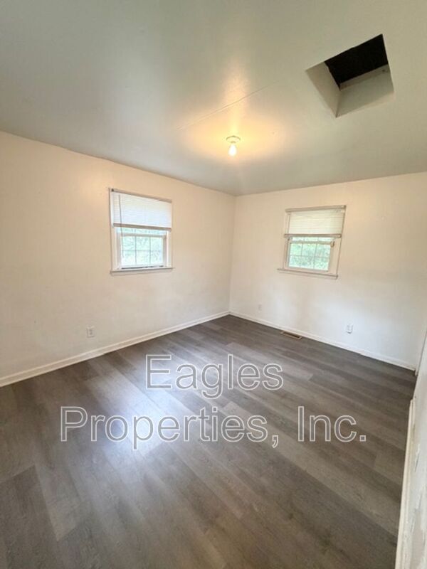 Foto del edificio - 103 Brock St