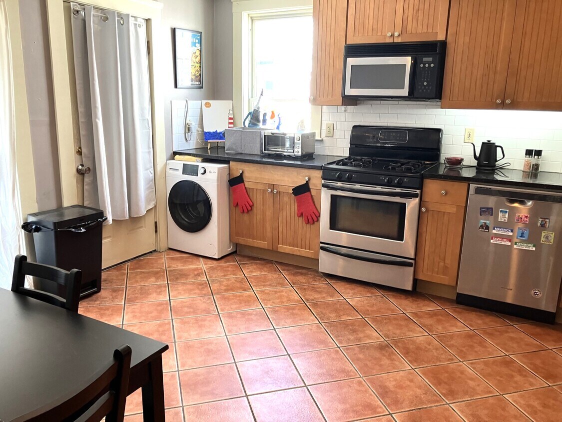 Foto principal - 1187 Dorchester Ave