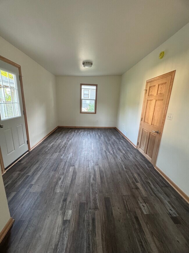 Foto del edificio - 420 Ridgeland Ave