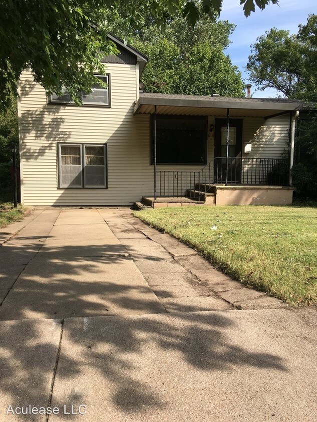 Primary Photo - 4 br, 1 bath House - 618 SE 5th