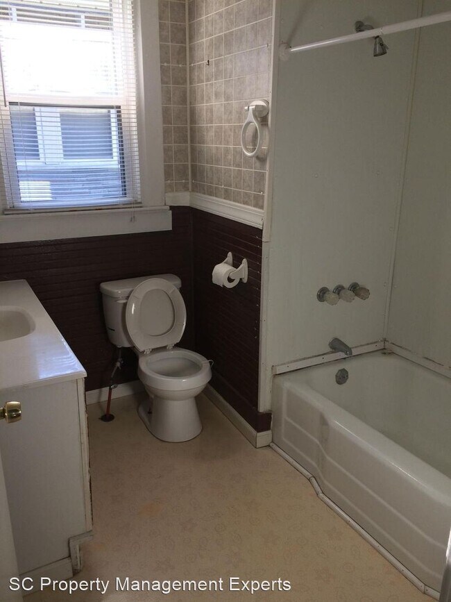 Foto del edificio - 3 br, 1 bath House - 1931 Baxter St