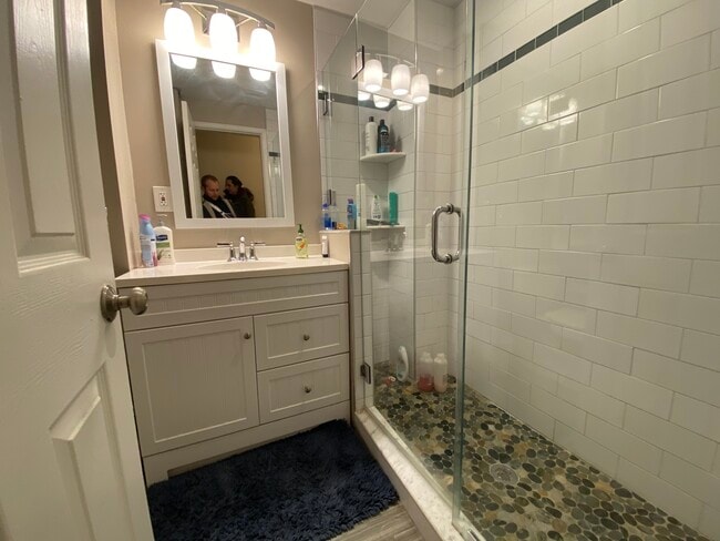 Building Photo - 210 Hemenway St