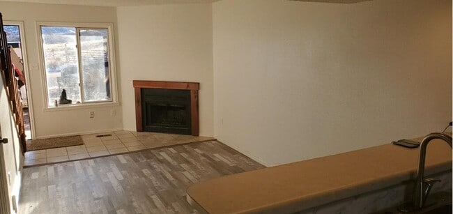 Living room - 2454 Allegheny Dr
