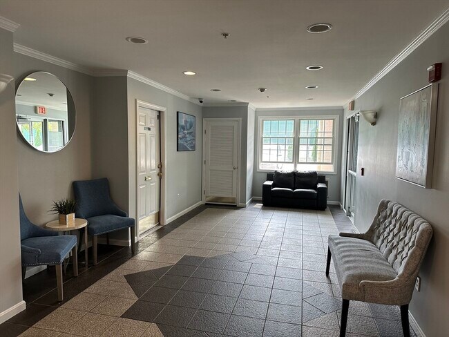 Building Photo - 20 Heaths Ct