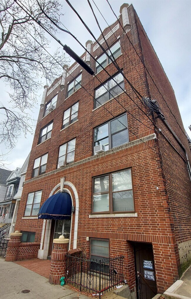 427 John F. Kennedy Blvd, Bayonne, NJ 07002 Condo for Rent in Bayonne