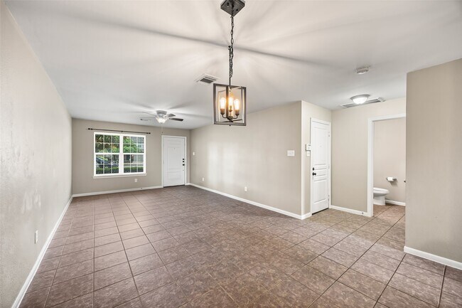 Foto del edificio - 1651 Grable Cove Ln