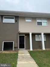 Building Photo - 2050 Nike Dr