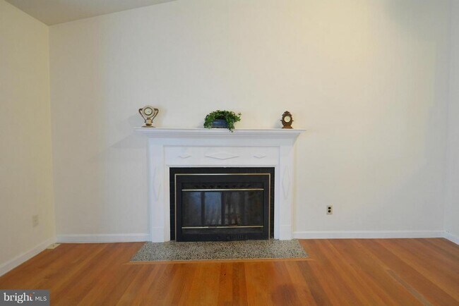 Building Photo - 3348 Beechtree Ln
