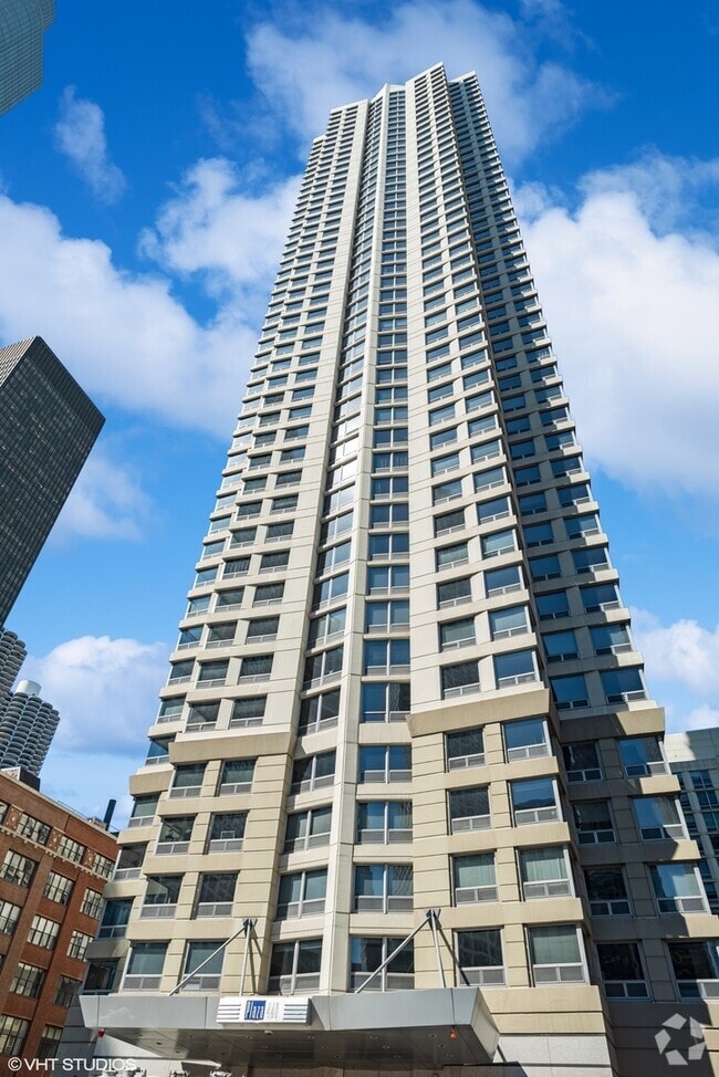Building Photo - 440 N Wabash Ave