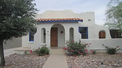 Building Photo - 2409 E Mabel St