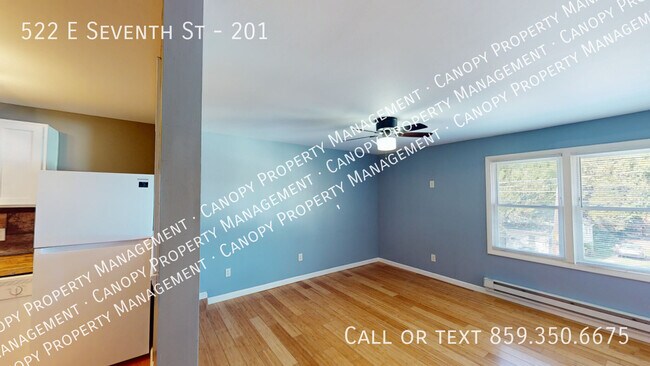 Foto del edificio - 522 E Seventh St-201