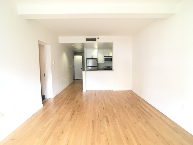 Building Photo - 620 W 143rd St