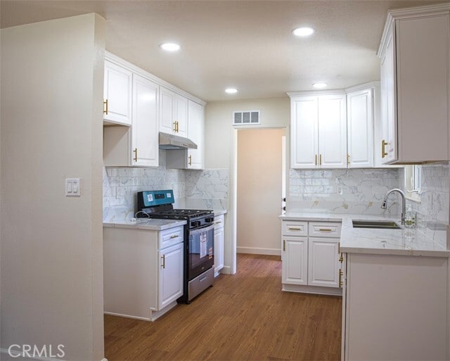 Building Photo - 10740 Coloma St