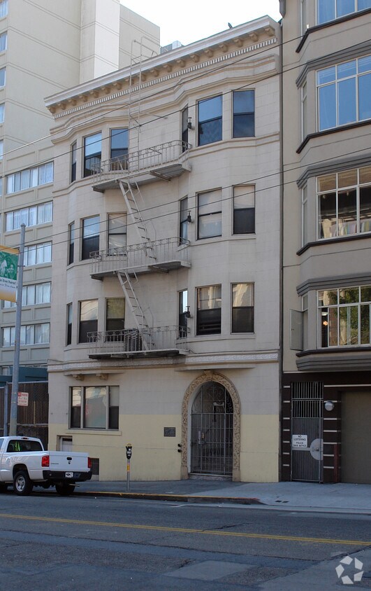 Building Photo - 747 Eddy St