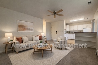 Building Photo - 2000 Washington St