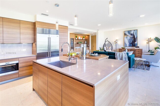 Foto del edificio - 3581 E Glencoe St