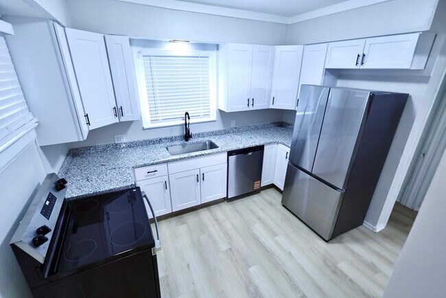 Foto del edificio - 316 Grand Ave