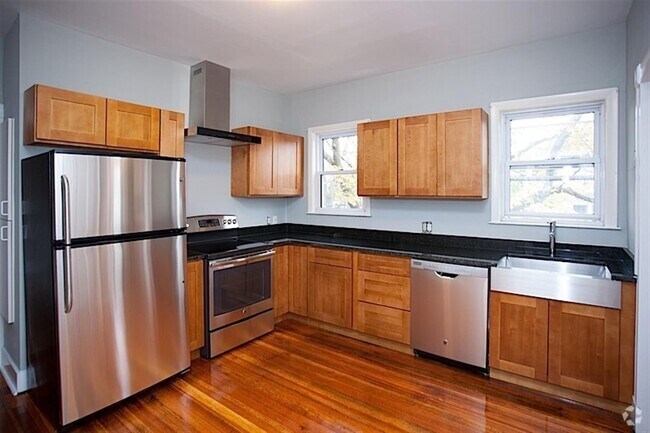 Building Photo - 41 Belknap St