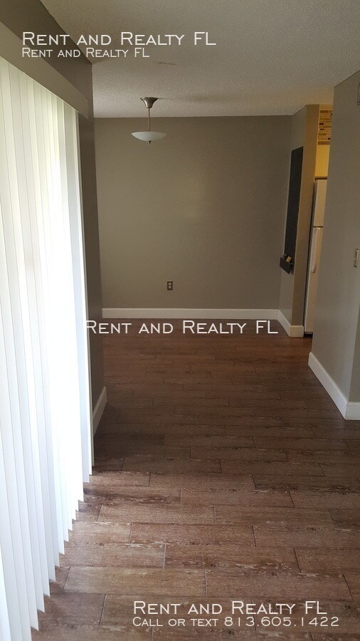 Building Photo - **Cozy One Bedroom in Tampa**