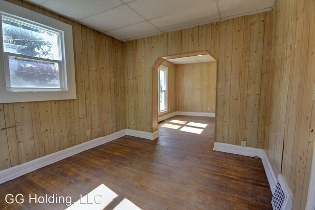 Foto del edificio - 3 br, 1 bath House - 1719 E. 13th St.