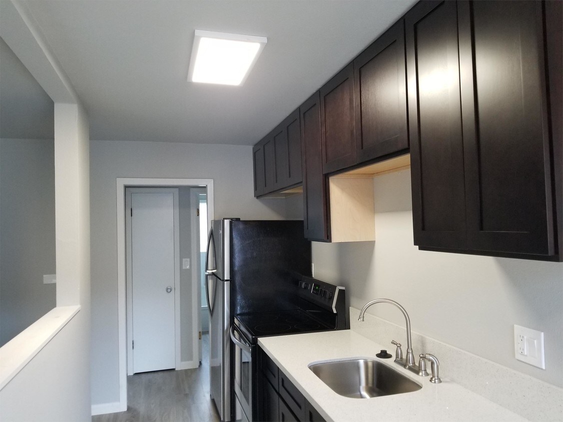 Foto principal - 258 Evergreen Rd