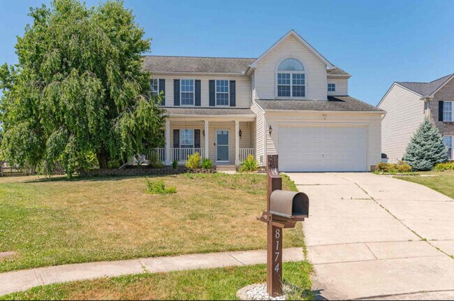 Foto del edificio - 8174 Colyn Ct