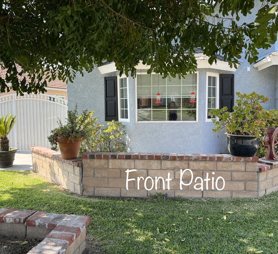 Front Patio - 7573 E Camino Tampico