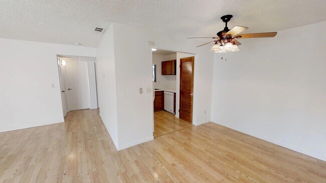 Foto del edificio - 2/2 Upstairs Condominium in Park Vineyard Community for Lease in Rancho Cucamonga!