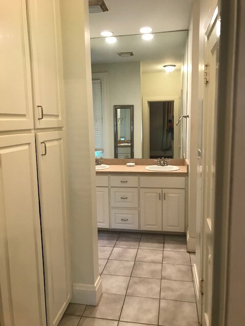Foto principal - 1052 Magnolia Curve