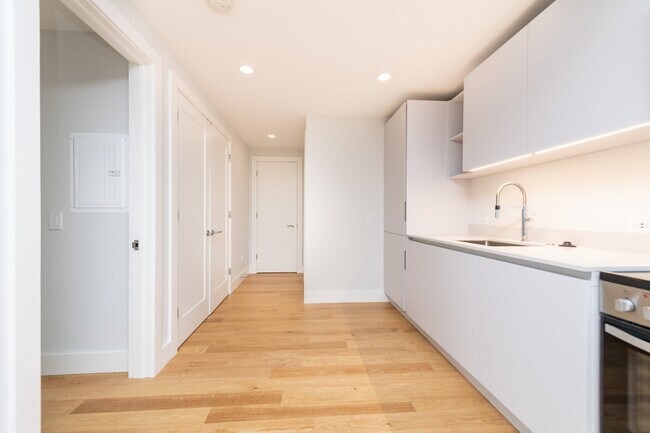 Foto del edificio - 162 Summer St