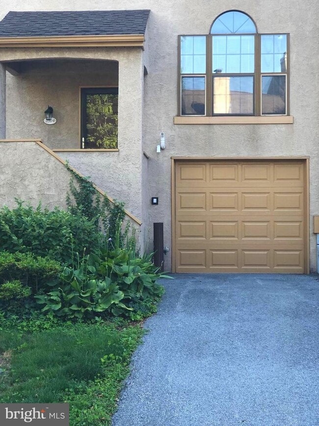 Building Photo - 2504 Winterbridge Ln