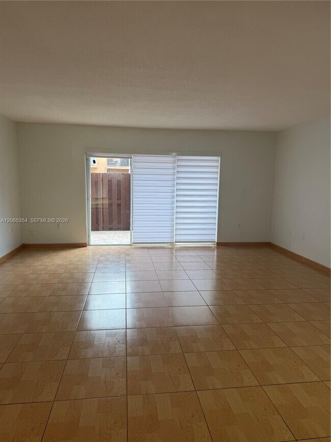 Foto del edificio - 14911 SW 80th St