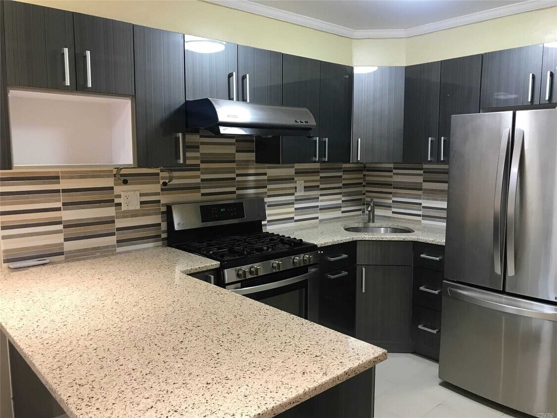 Foto del edificio - 146-23 59th Ave