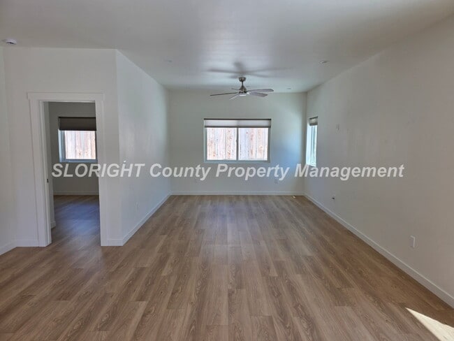 Foto del edificio - AVAILABLE NOW - 2 Bed, 2 Bath Downstairs Morro Bay Apartment