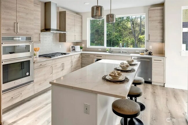 Foto del edificio - 17347 90th Dr NE