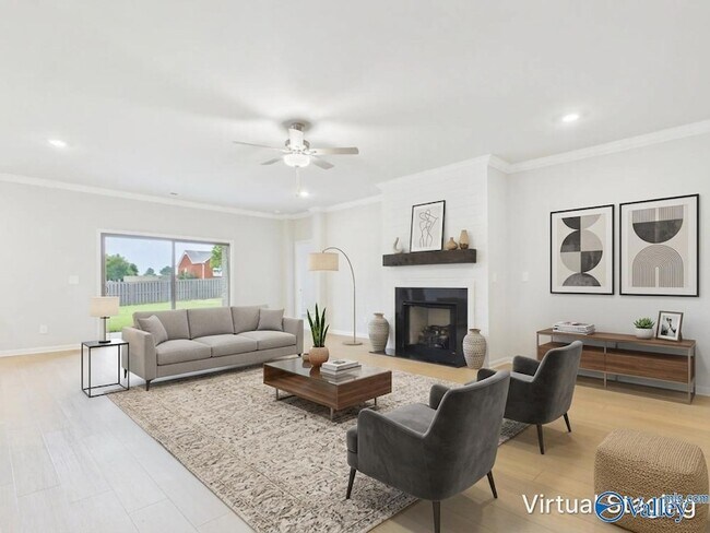Foto del edificio - 18072 Longleaf Dr
