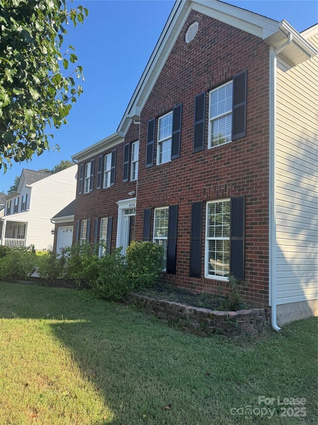 Building Photo - 4533 Cades Cove Dr
