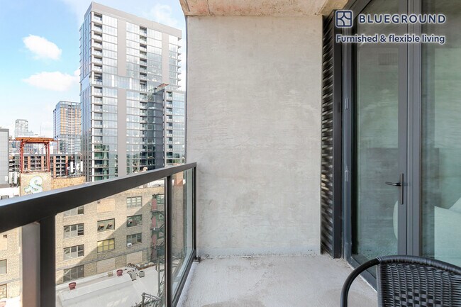 Foto del edificio - 1454 W Randolph St