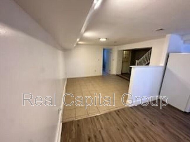 Building Photo - 38 Trinity Pl