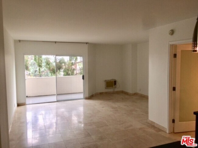 Foto del edificio - 3949 Los Feliz Blvd