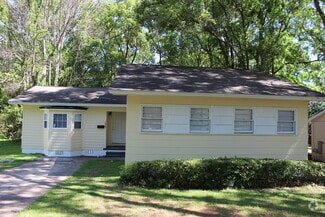 Building Photo - 1654 Mayhew St