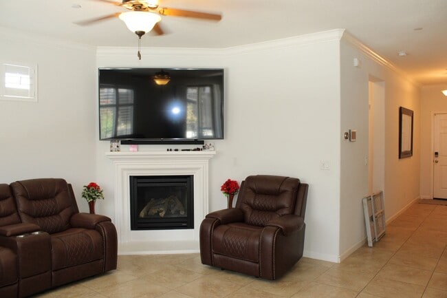 Building Photo - 3317 Moscato St