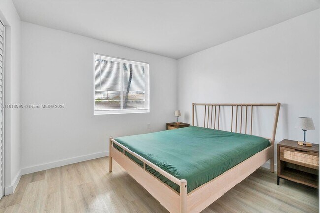 Foto del edificio - 620 SW 10th St