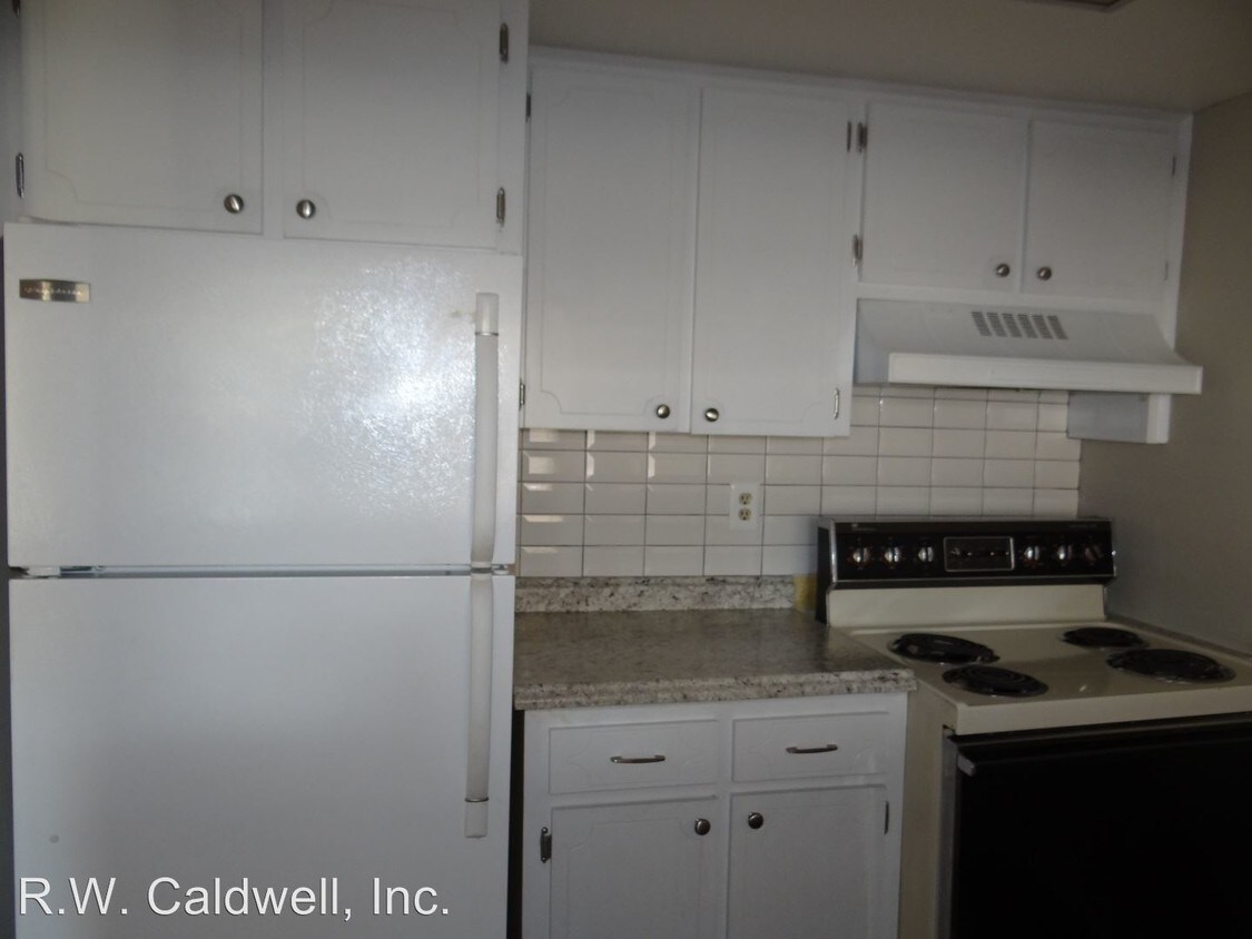 Foto del edificio - 2931 DuPont St S