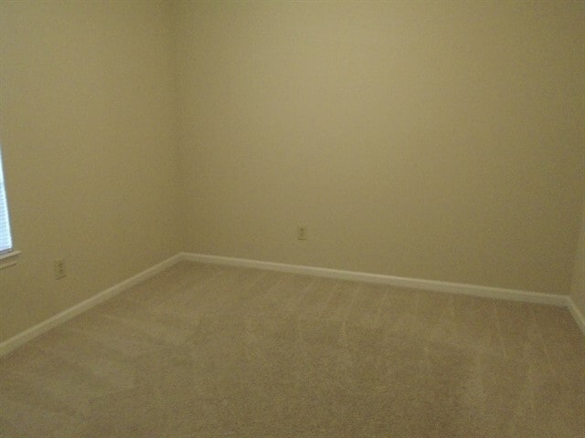 Building Photo - 6114 Amberly Road
