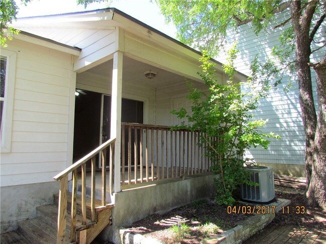 Building Photo - 52 Deer Ridge Rd