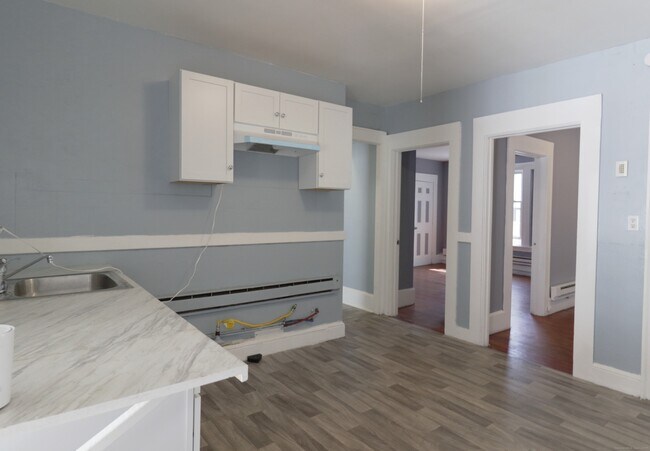 Foto del edificio - 215 Willow St