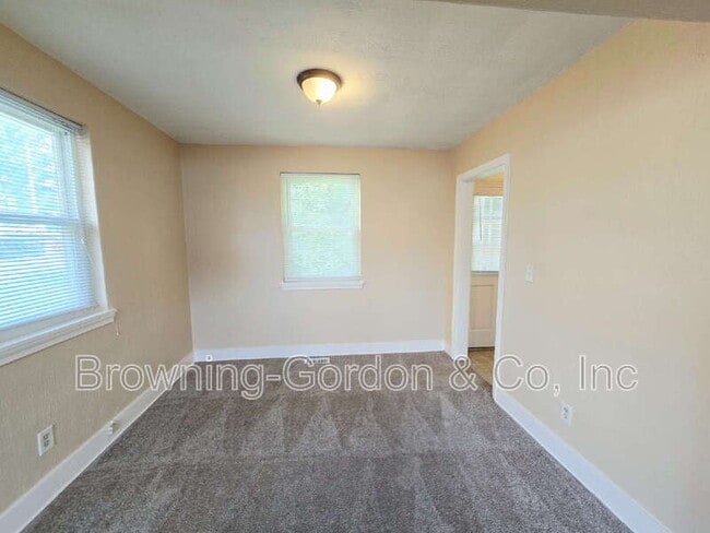 Building Photo - 3193 Parthenon Ave