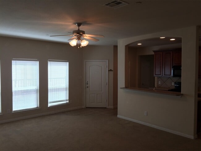 Building Photo - 8924 Stargazer Dr