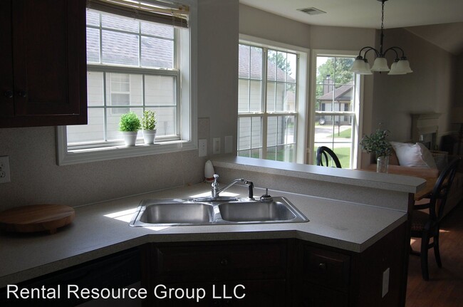 Foto del edificio - 3 br, 2 bath House - 152 Carrington Lane